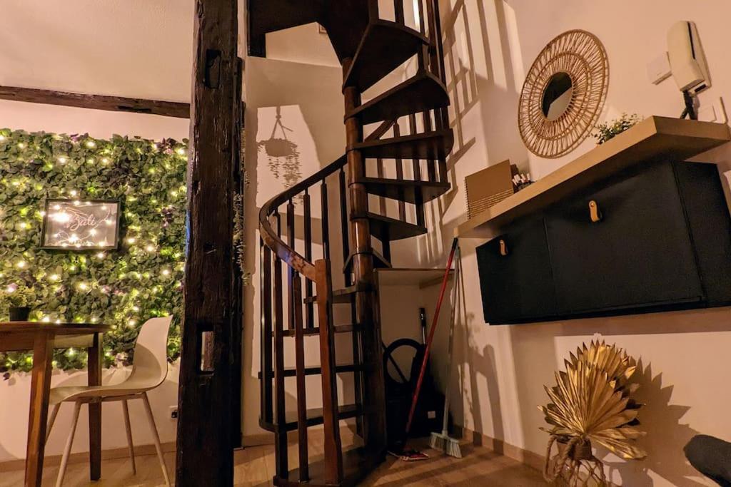Le Petit Bali Apartment Selestat Ngoại thất bức ảnh