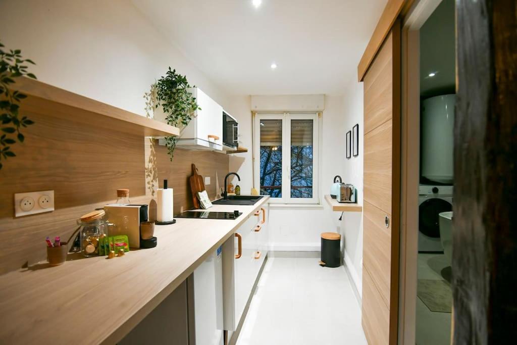 Le Petit Bali Apartment Selestat Ngoại thất bức ảnh