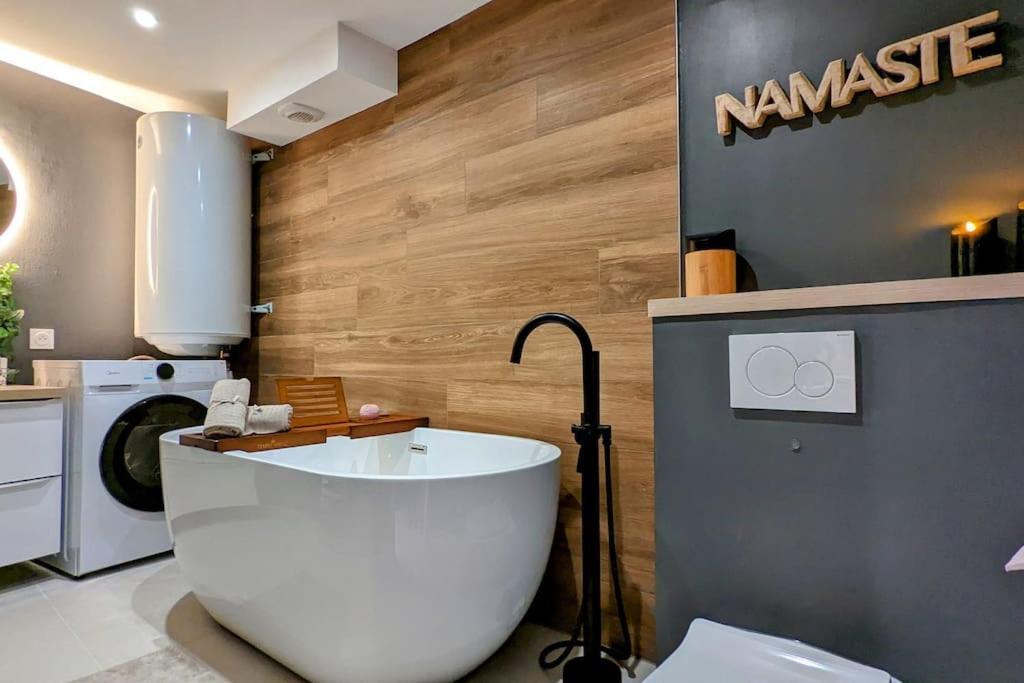 Le Petit Bali Apartment Selestat Ngoại thất bức ảnh